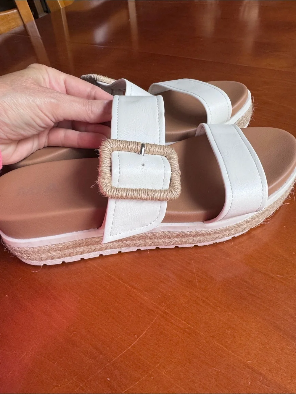Mia Kenzy Platform Sandal Size 8.5 White